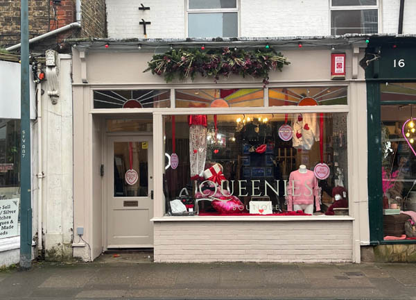 No 14 Queenie 2025